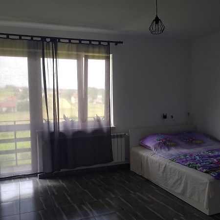 F.H.U Bed And Brekfast Apartman Glinik Kültér fotó
